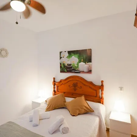 Casa Becquer 3 - Solo Familias Apartment *