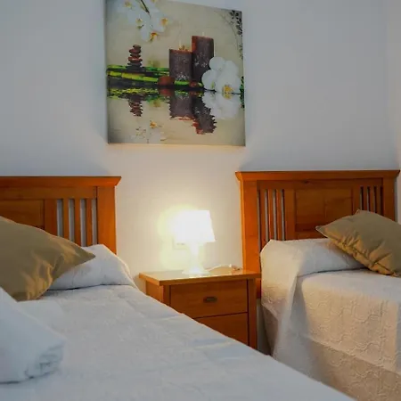 Casa Becquer 3 - Solo Familias Apartment *